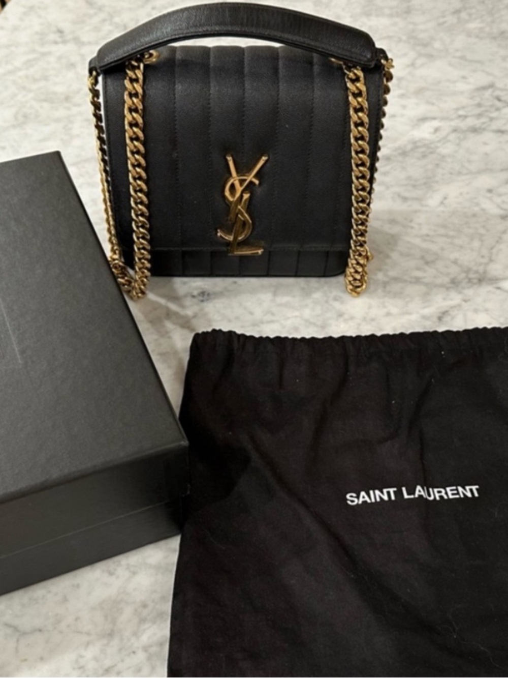 **READ** YSL medium Vicky great condition - Picture 2 of 6